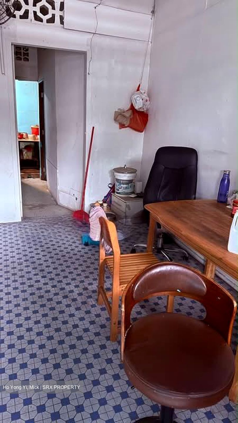 Serangoon Stadium (D19), Shop House #593657421